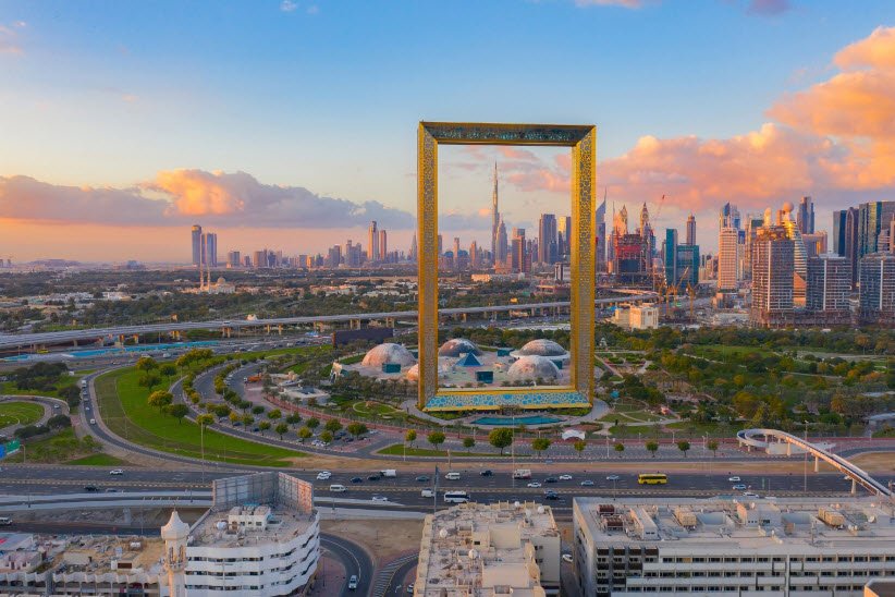 The Dubai Frame